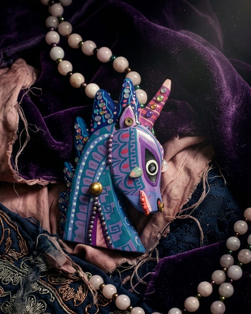 Talizman Jednorożec, Queen of F♛king Everything